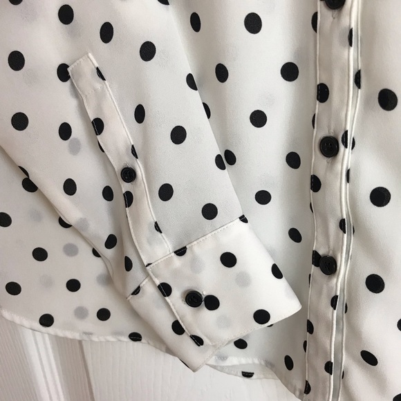 Express Polka Dot Button Down Blouse Size XS EUC - Picture 14 of 16